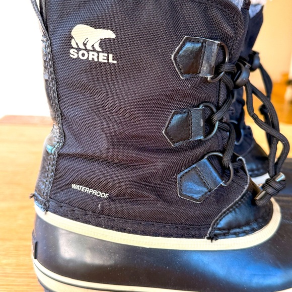 Sorel Winter Boots - Size 3 - Black - Picture 5 of 6
